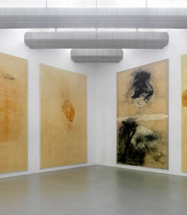 Installationsansicht Sigmar Polke, 6-teiliger Zyklus für die Biennale Venedig 1986, Museum Abteiberg Mönchengladbach, © The Estate of Sigmar Polke, Cologne/ VG Bild-Kunst, Bonn 2026 Foto: Achim Kukulies