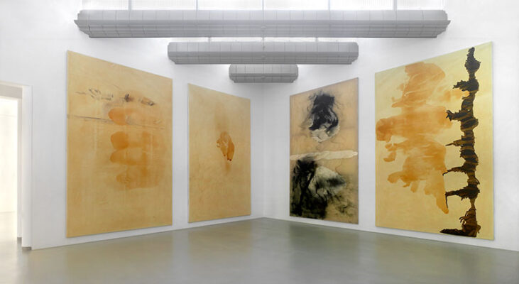 Installationsansicht Sigmar Polke, 6-teiliger Zyklus für die Biennale Venedig 1986, Museum Abteiberg Mönchengladbach, © The Estate of Sigmar Polke, Cologne/ VG Bild-Kunst, Bonn 2026 Foto: Achim Kukulies