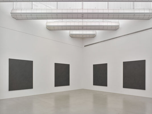 Gerhard Richter, 8 Grau, 1975, Museum Abteiberg, © Gerhard Richter 2025 (04042025). Foto: Achim Kukulies