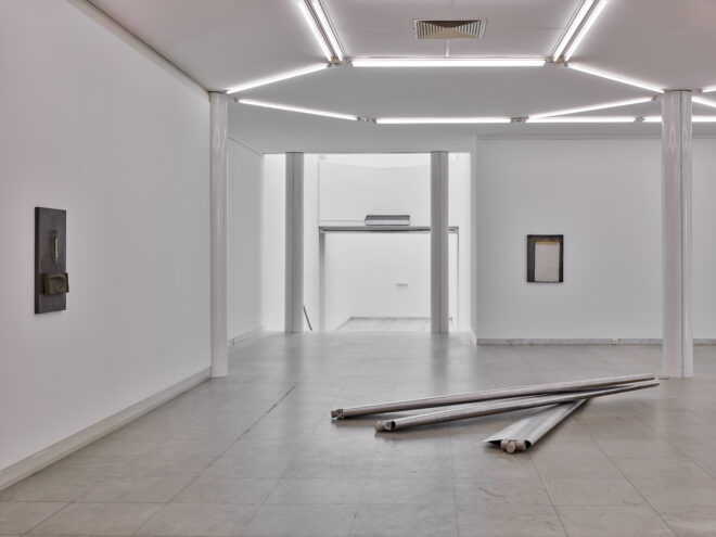 Grant Mooney, sum, Installationsansicht, Museum Abteiberg, Mönchengladbach, 2026. Courtesy the artist and Museum Abteiberg. Photo: Studio Kukulies