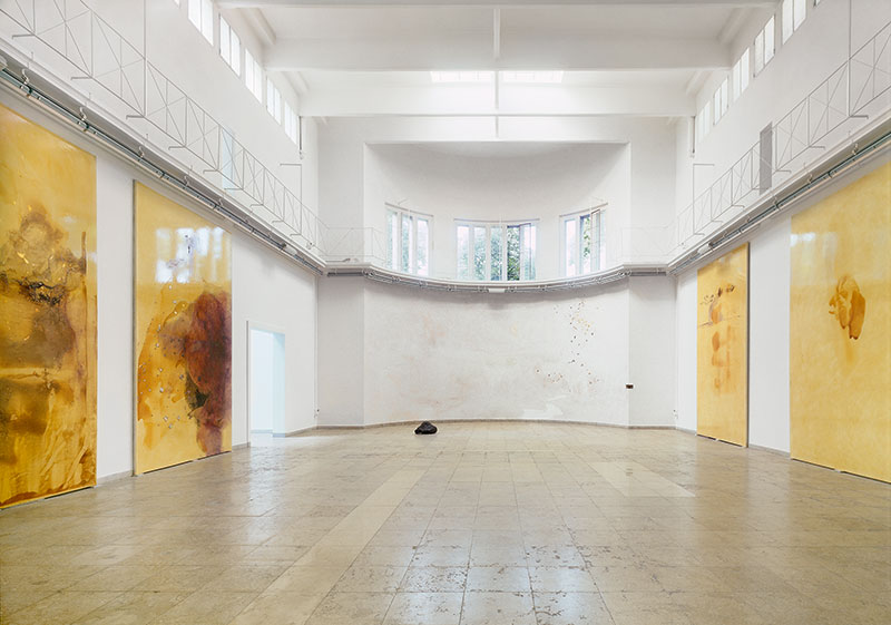 Sigmar Polkes Athanor-Installation im Pavillon der Bundesrepublik Deutschland der XLII. Biennale di Venezia © The Estate of Sigmar Polke / VG Bild-Kunst Bonn | Foto © GiorgioColombo, Mailand / Archiv der Anna Polke-Stiftung